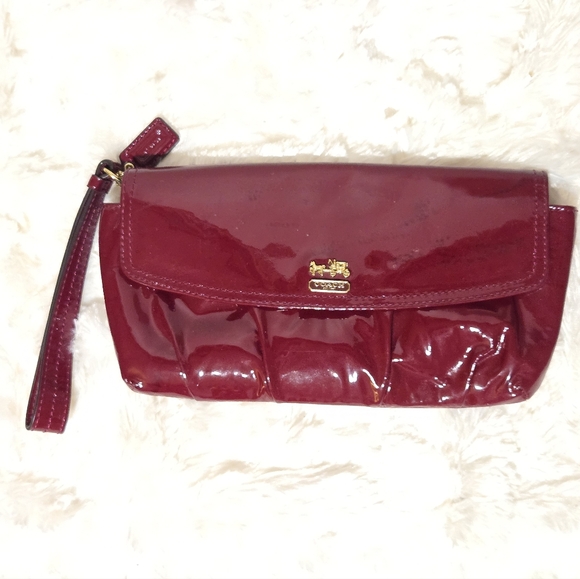 Coach Madison Red Patent Leather Wristlet - Picture 1 of 7